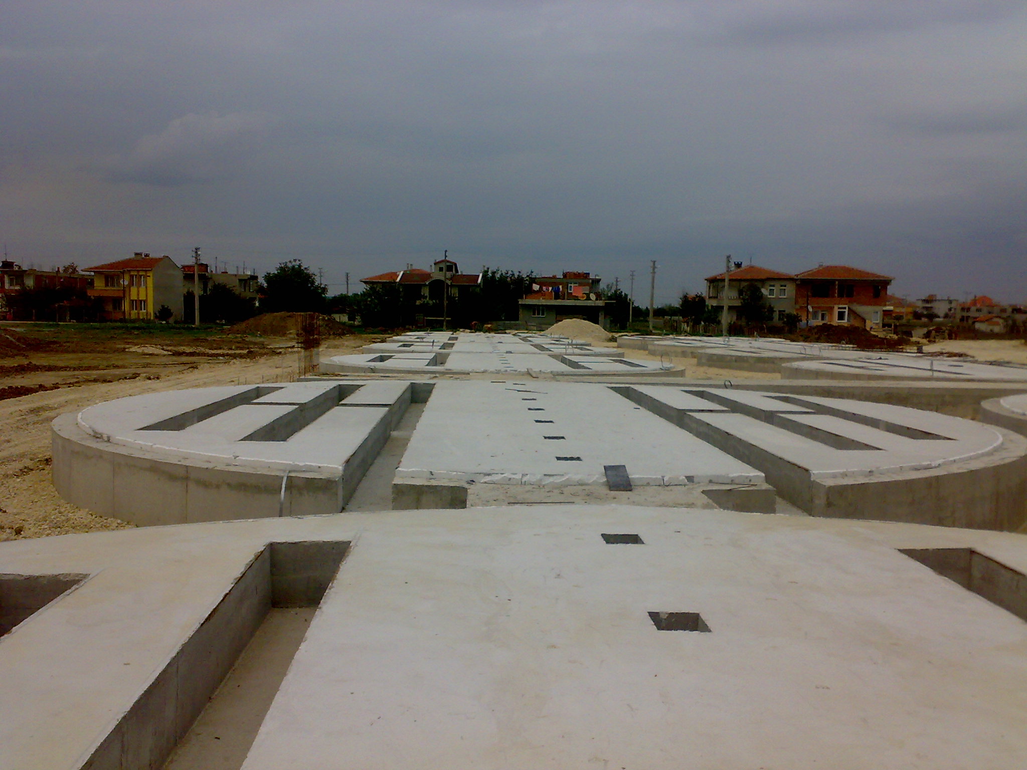 29102009560